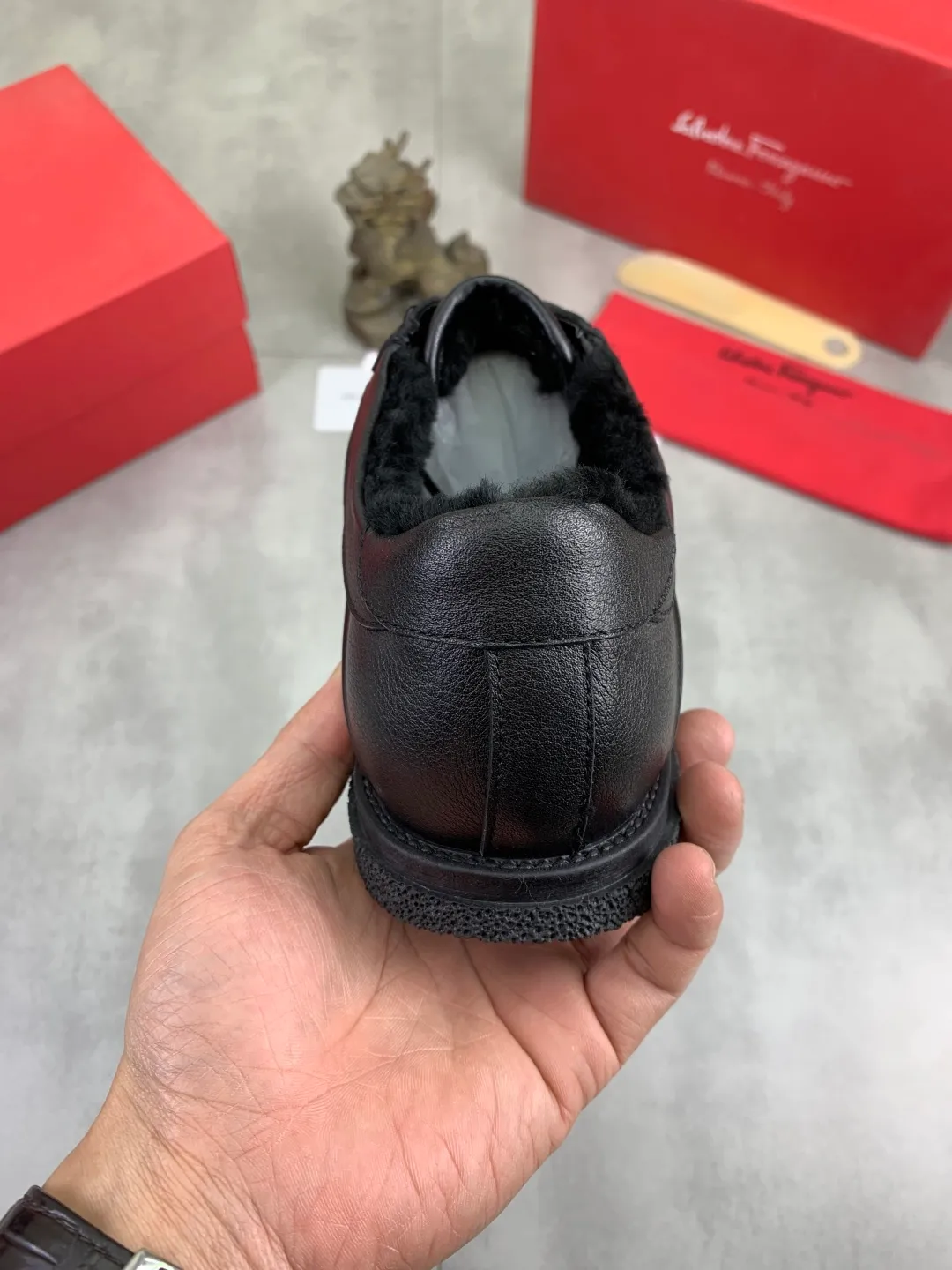 Men's Men's Shoes P560💰[New Style] Maoli 🆘[Salvatore Ferragamo] Ferragamo's latest casual business leather shoes for men! Listed simultaneously! The fabric is made of specially imported original calfskin, the lining is made of imported warm fleece, and the original combination outsole is absolutely luxurious and leads the fashion trend. Matching code: 39-44 (45 customized) 5️⃣ colors available